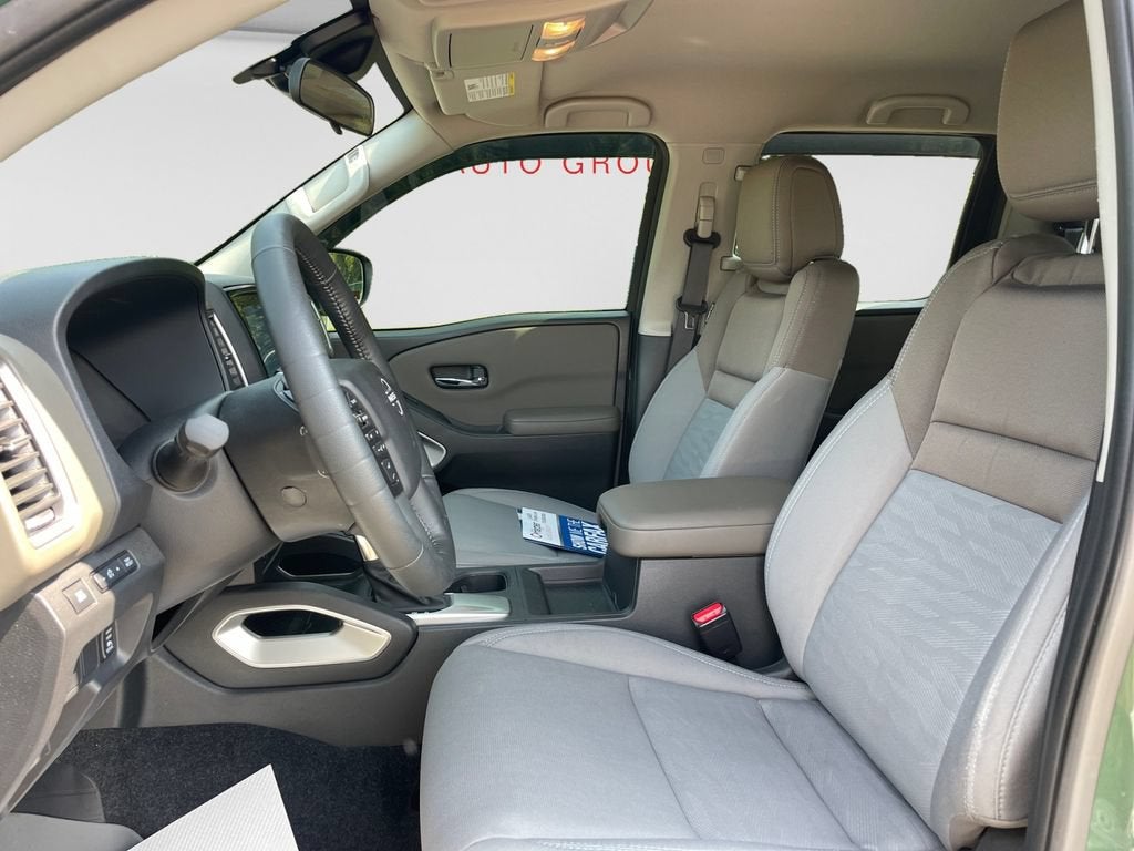 2023 Nissan Frontier Crew Cab SV 4x4