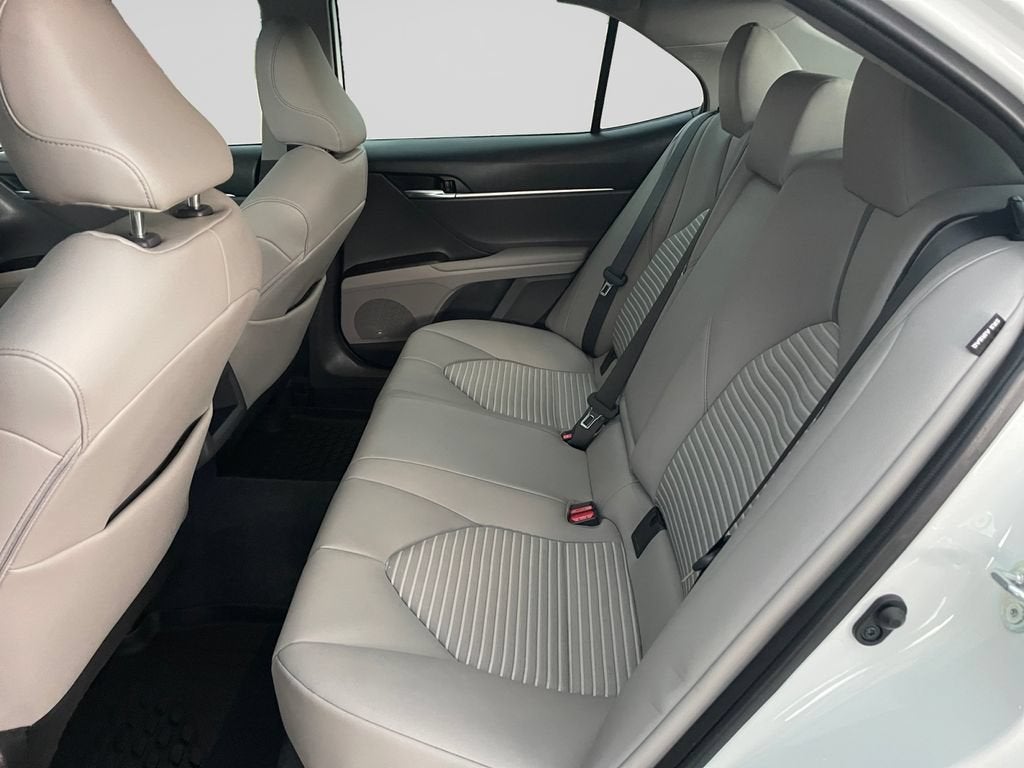 2022 Toyota Camry SE AWD