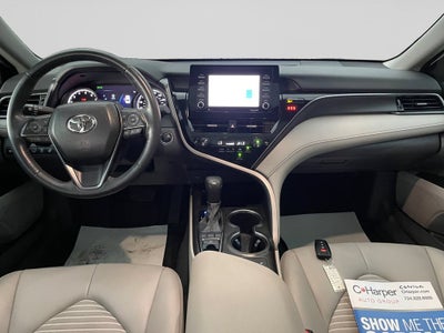 2022 Toyota Camry SE AWD