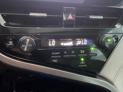 2022 Toyota Camry SE AWD