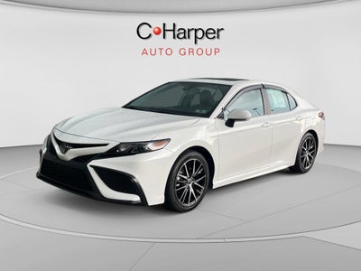 2022 Toyota Camry SE AWD