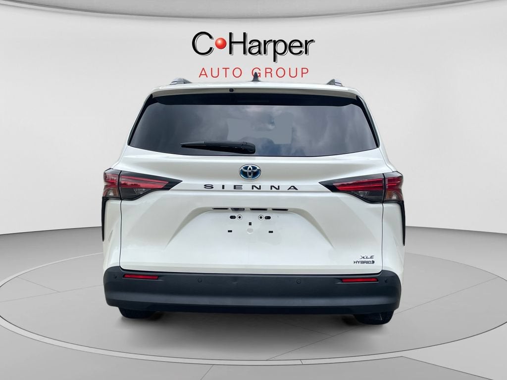 2021 Toyota Sienna XLE